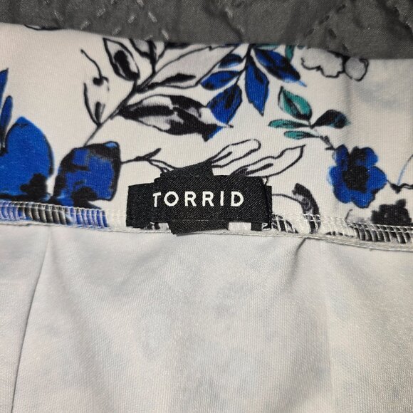 A-Line Flare skater skirt - Picture 3 of 4